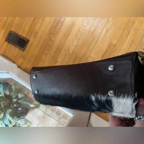 Patricia Nash genuine hair-on hide cowhide and leather shoulder bag - Picture 13 of 15
